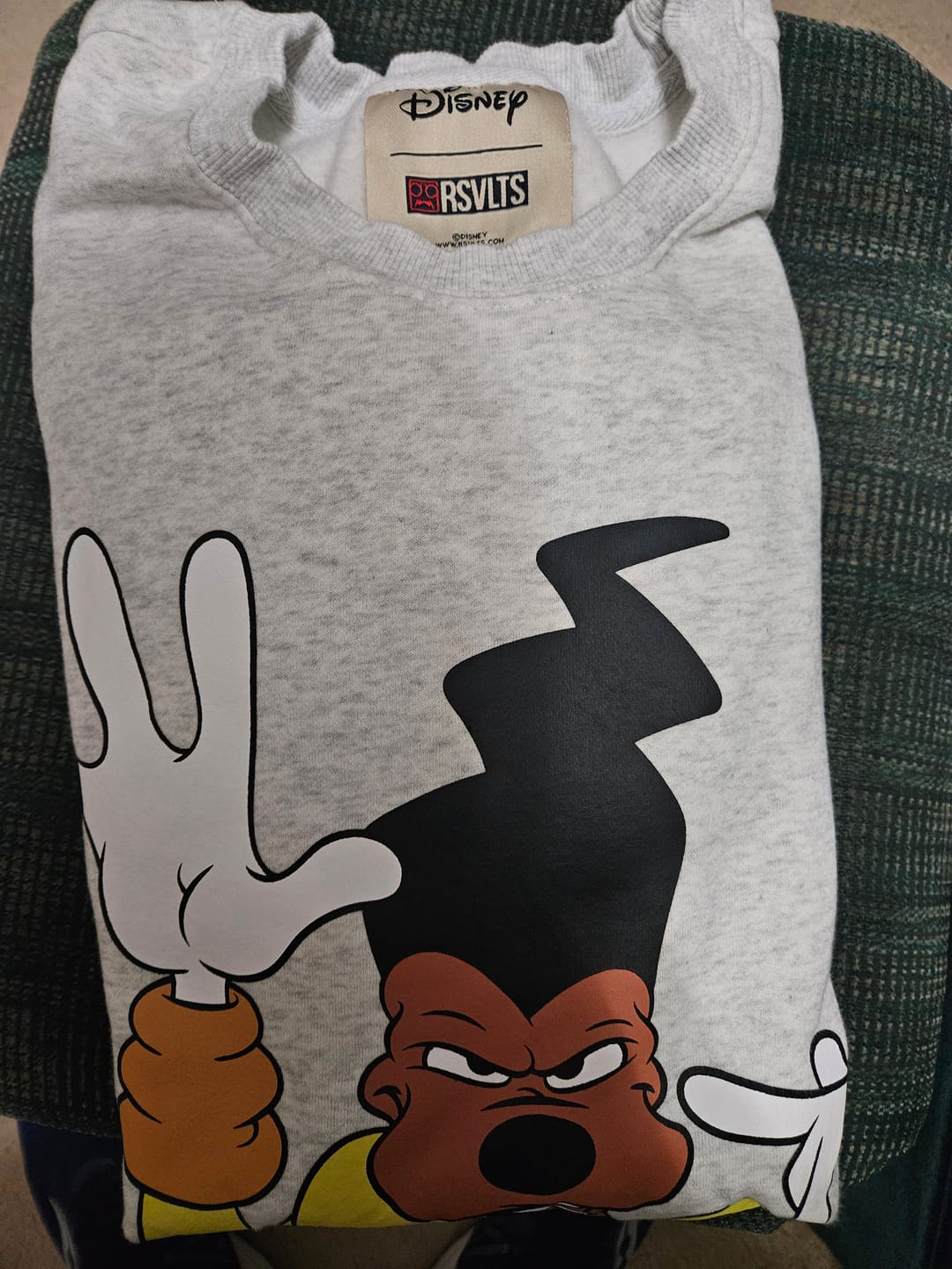 Customer photo review of Disney's A Goofy Movie "Powerline" – Crewneck Sweatshirt