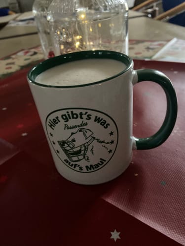 Customer photo review of TassenExpress - Becher Keramik Tasse mit Logo bedruckt 325ml Firmenlogo