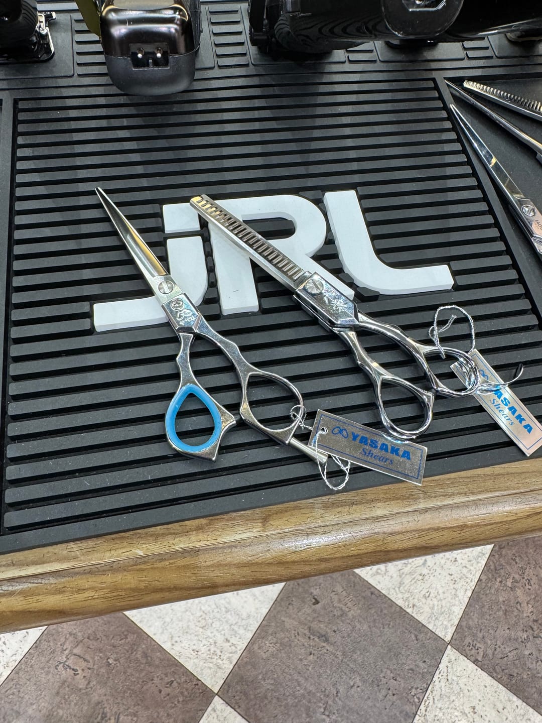 Customer photo review of Yasaka Offset Hairdressing Scissor Set