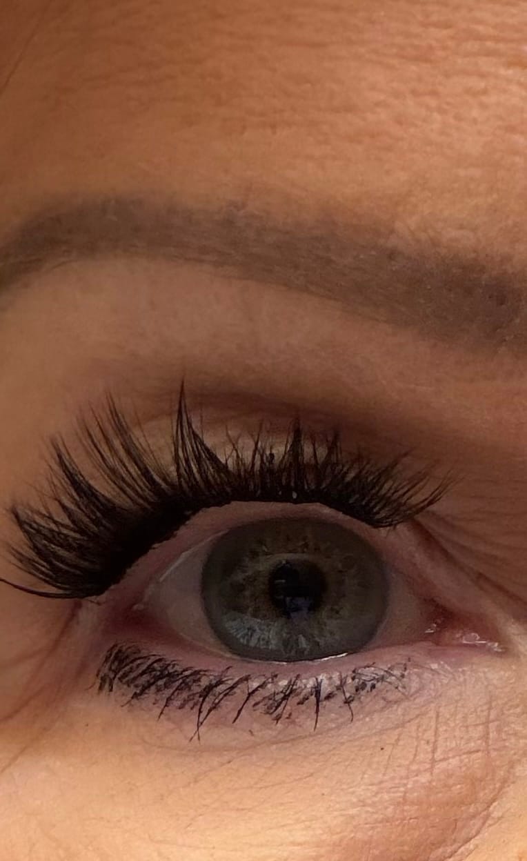 Customer photo review of Velvet Gossamer® Lash Featuring GripTex™