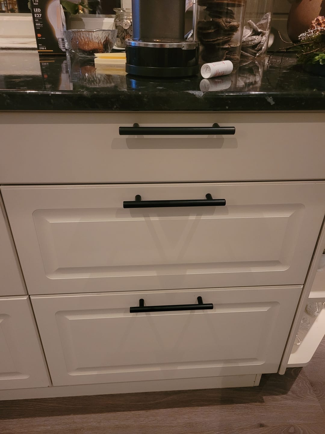Customer photo review of Håndtak klassisk, sort matt