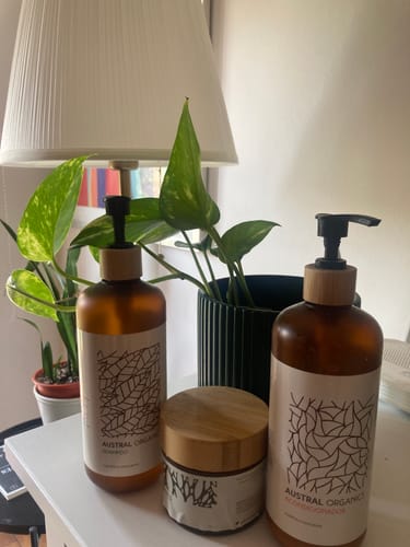 Customer photo review of Shampoo 800ml + Acondicionador 800ml + Aceite de Ricino + ( Mascarilla capilar de regalo)