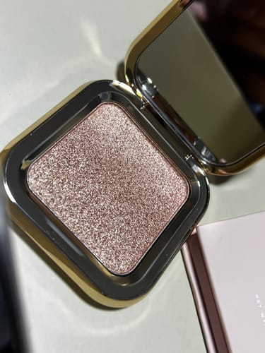 Customer photo review of ILUMINADOR COMPACTO 1ST SCENE