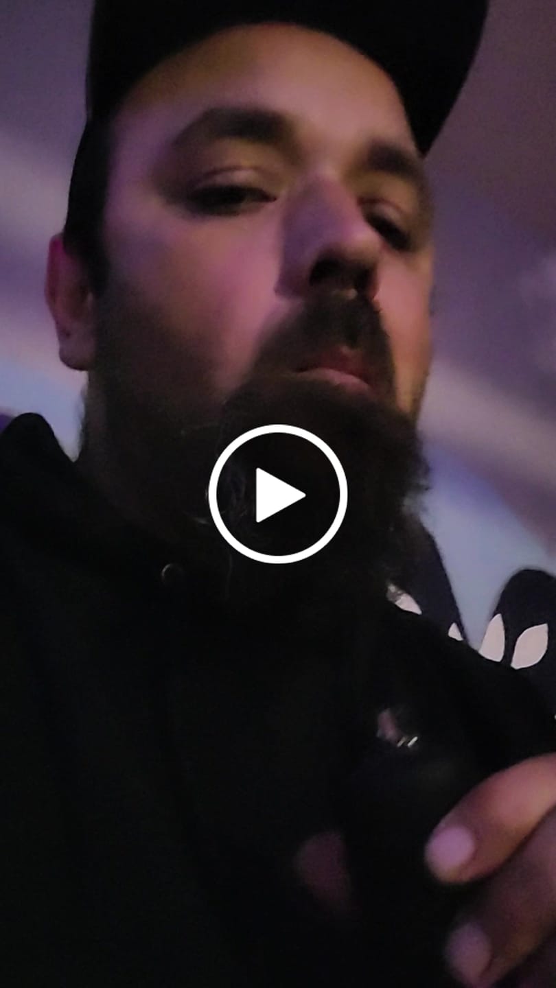 Customer video review of Strawberry Shortcake CBD Vape Pen
