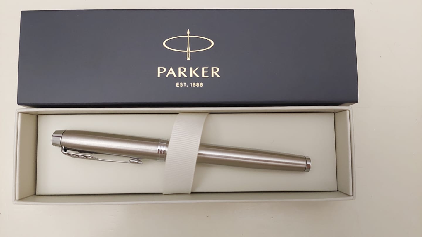Customer photo review of Parker - Pluma IM Stainless Steel Tinta Azul, Punta Fina