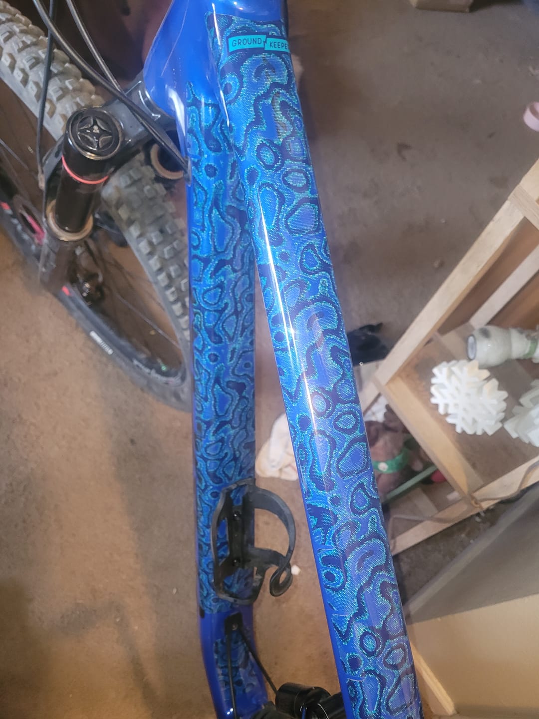 Customer photo review of Snake Charmer Frame Keeper