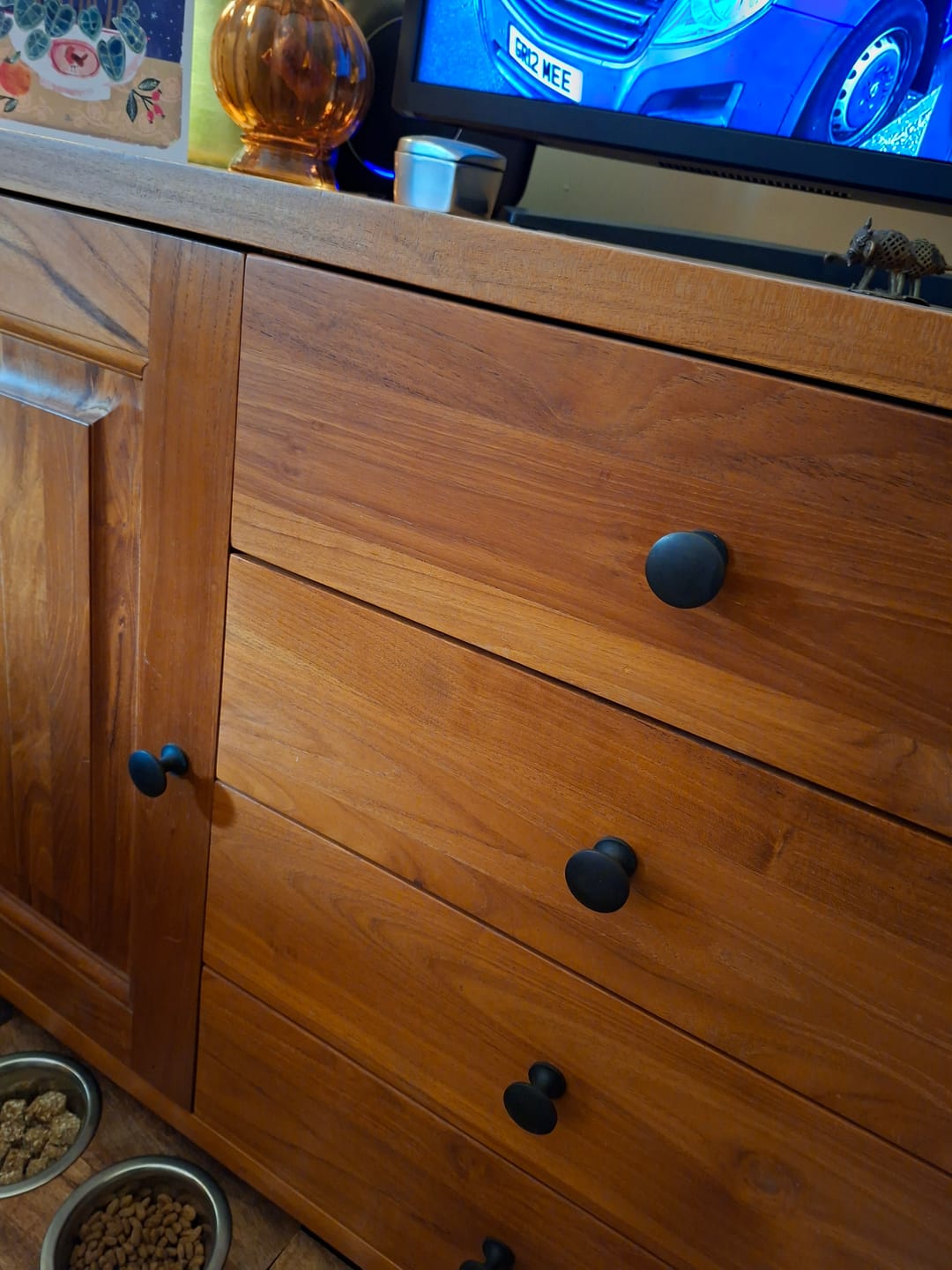 Customer photo review of Classic Cast Iron Cupboard Handles | Oxidised