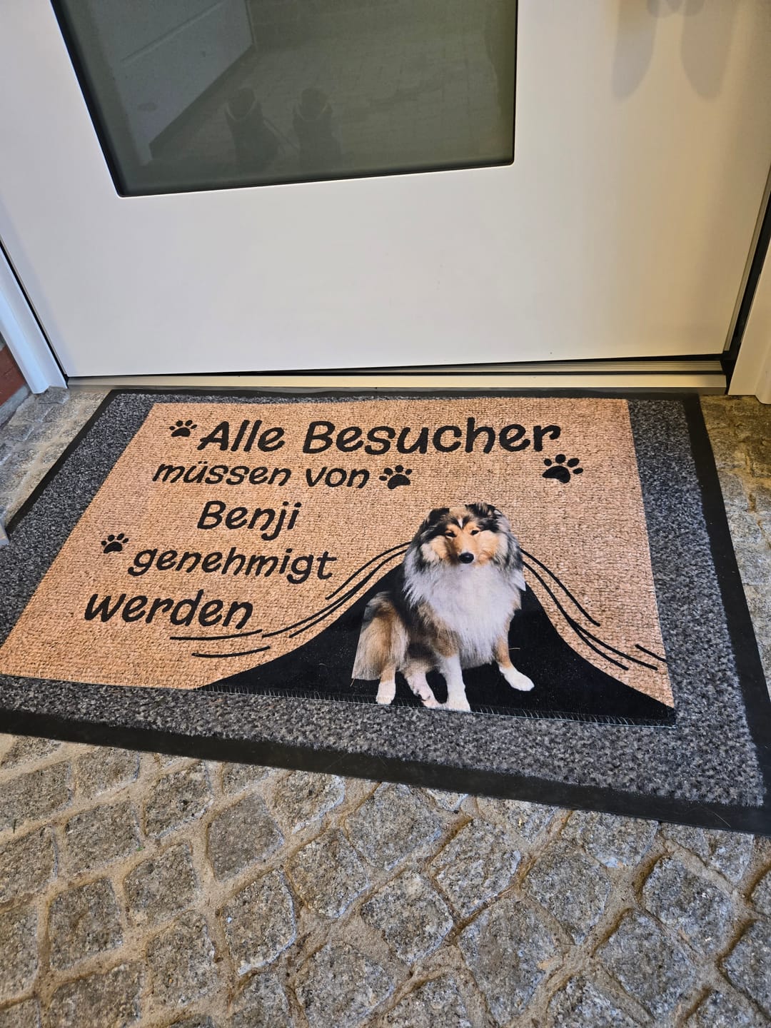 Customer photo review of Besuch genehmigt - Individuelle Fußmatte