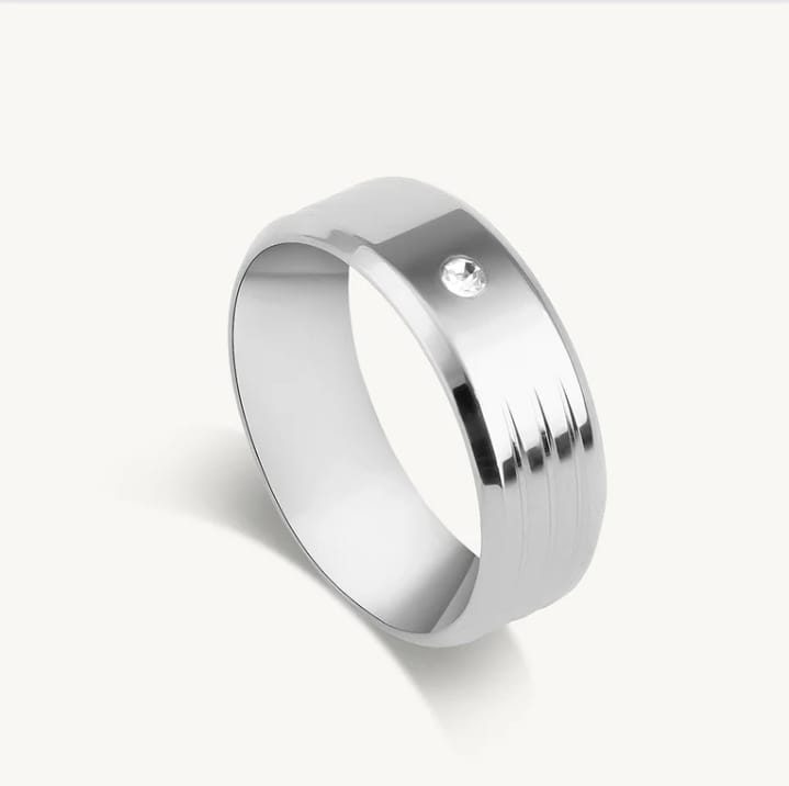 Customer photo review of Shiny Diamond Silver Ring
