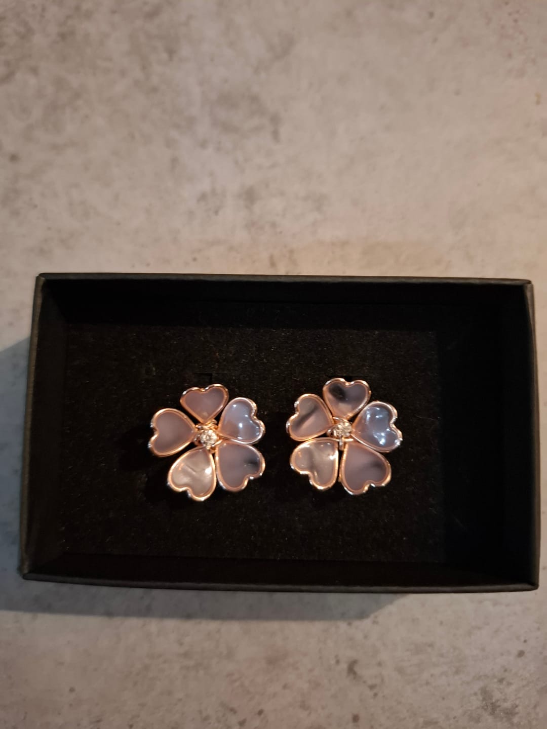 Customer photo review of Boucles d'Oreilles Japonaises Sakura