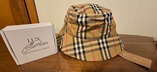 Customer photo review of Plaid Bucket Hat