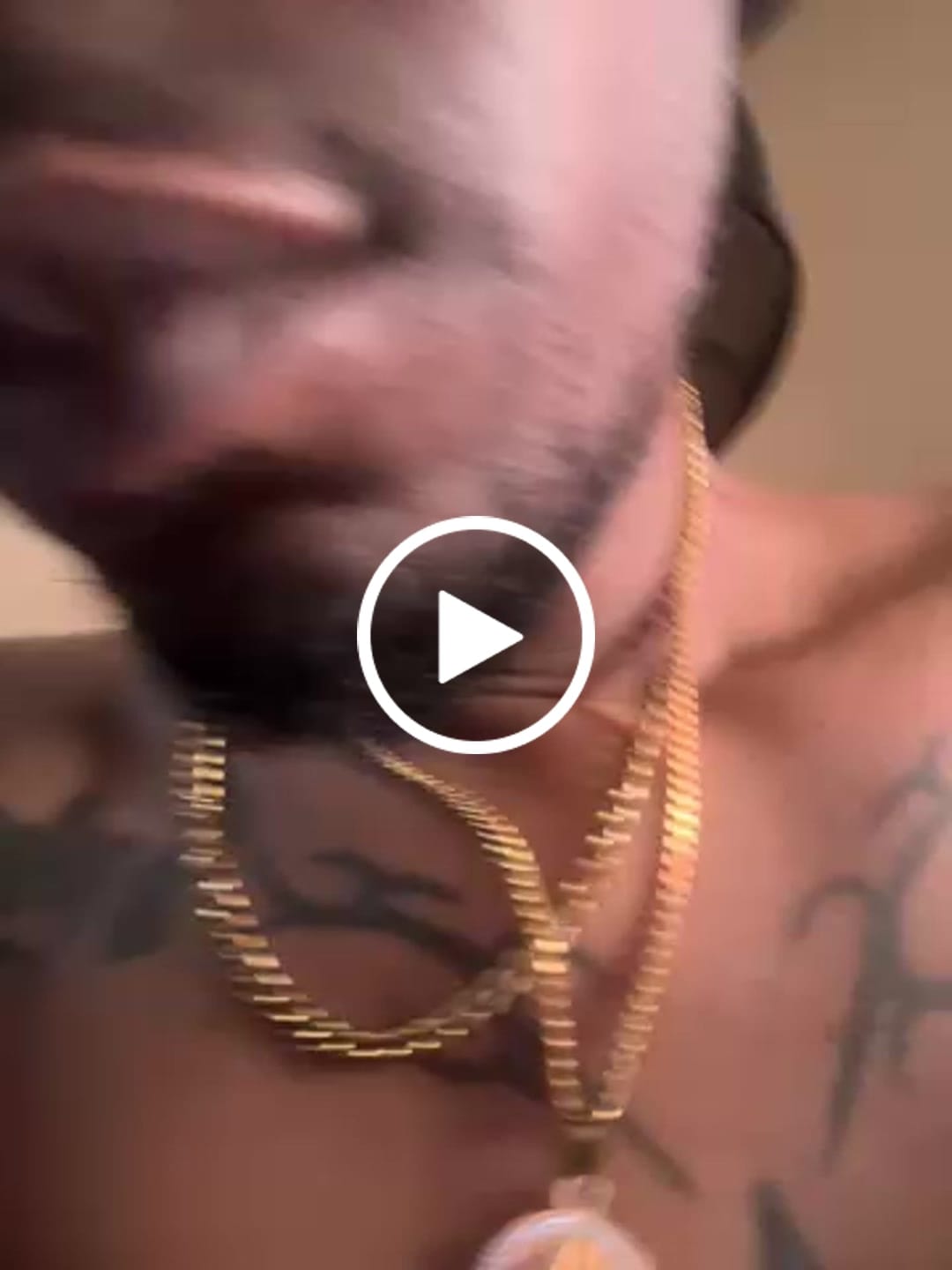 Customer video review of FREE 3mm Cuban Chain
