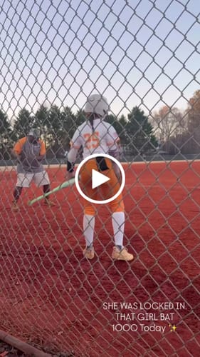 Customer video review of Cool Grey | Strap Cuff