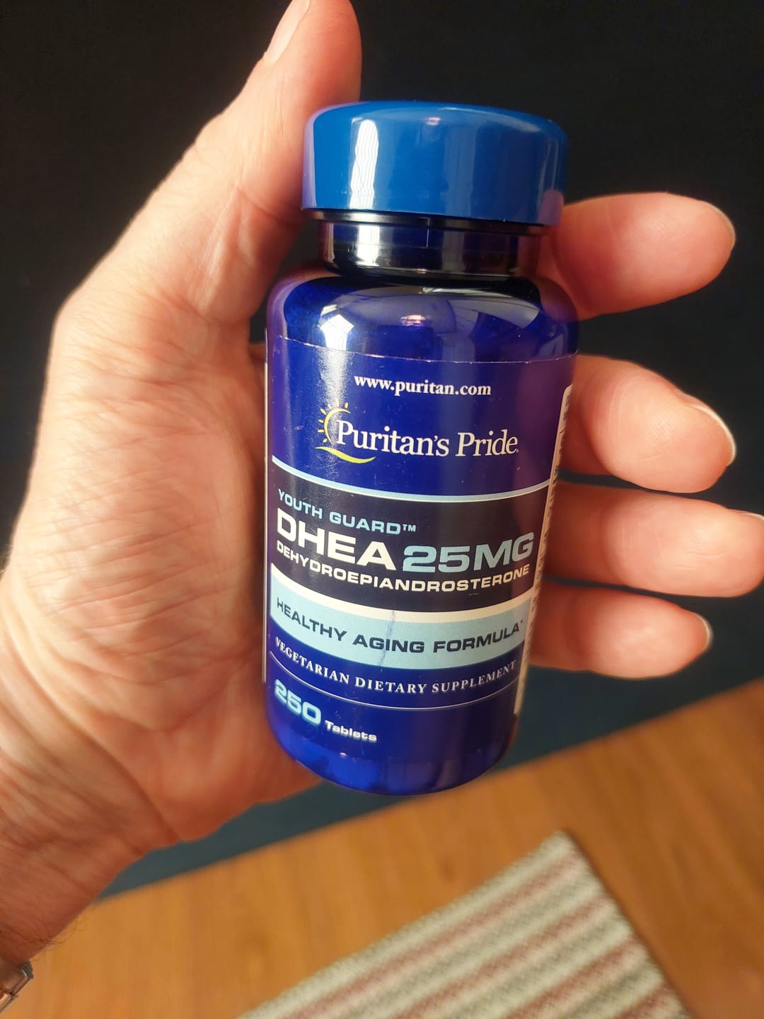 Customer photo review of Puritan's Pride Youth Guard DHEA 25mg – 250 Comprimidos