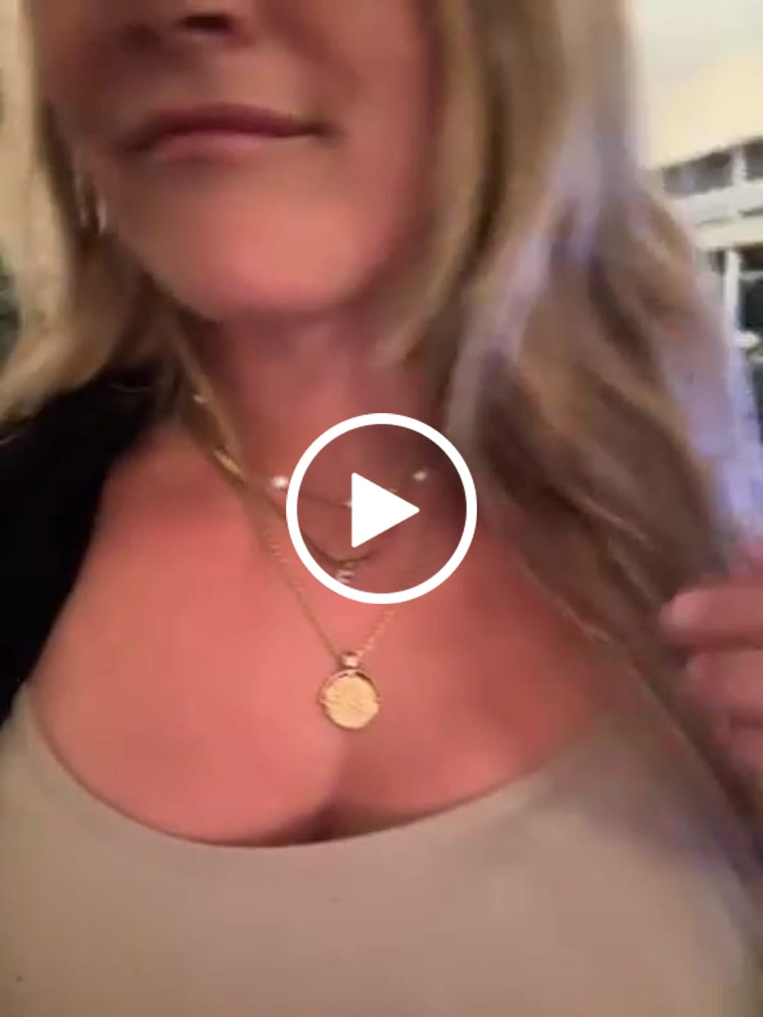Customer video review of Melly Initial Herringbone Necklace (Bundle)