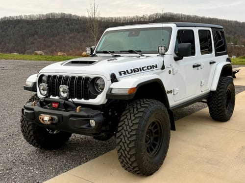 Customer photo review of Updated Grille (Fits JL/JT 2018 - 2026)