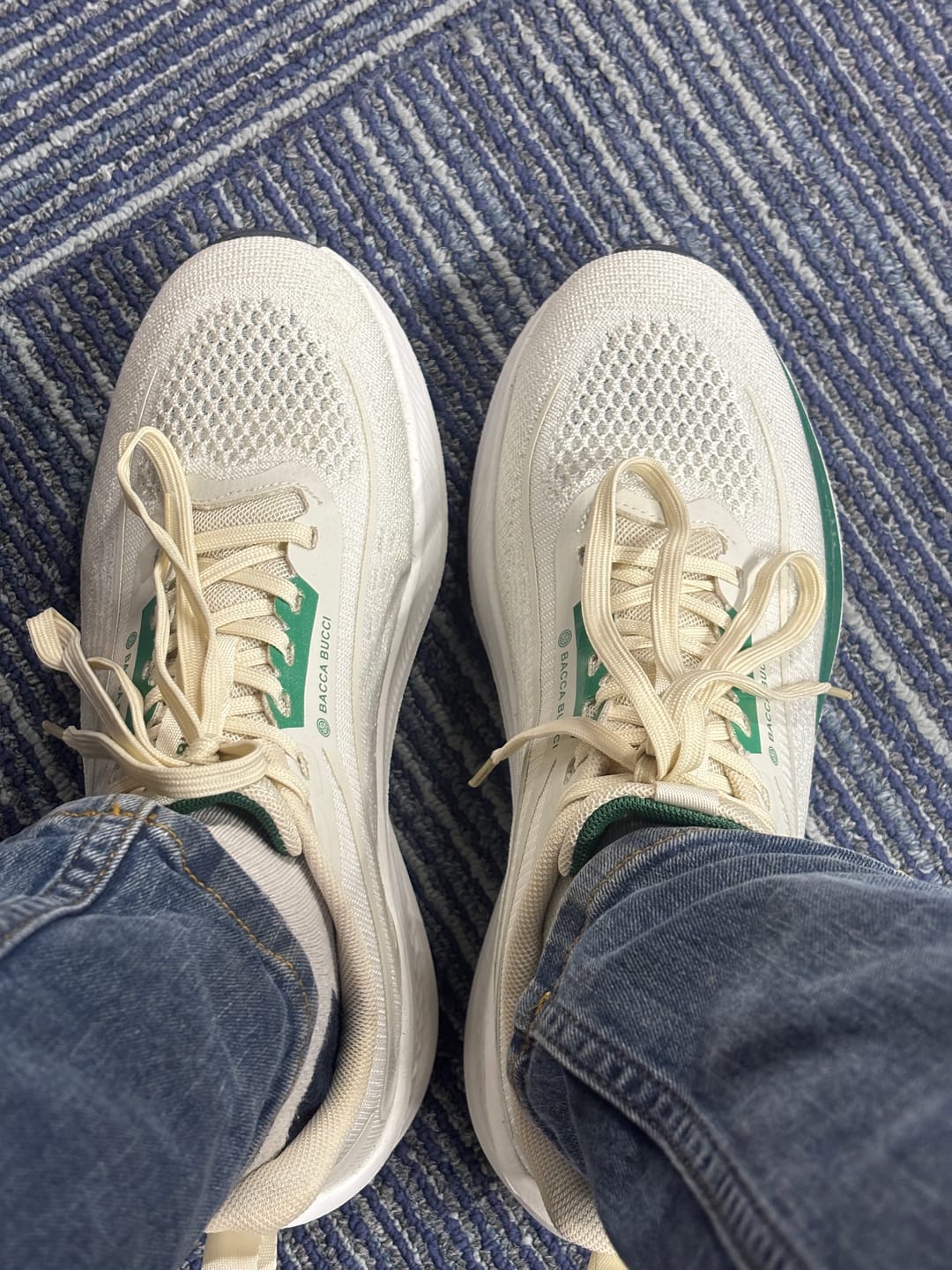 Customer photo review of Bacca Bucci Zephyr – All-Day Comfort Running & Training Shoes
