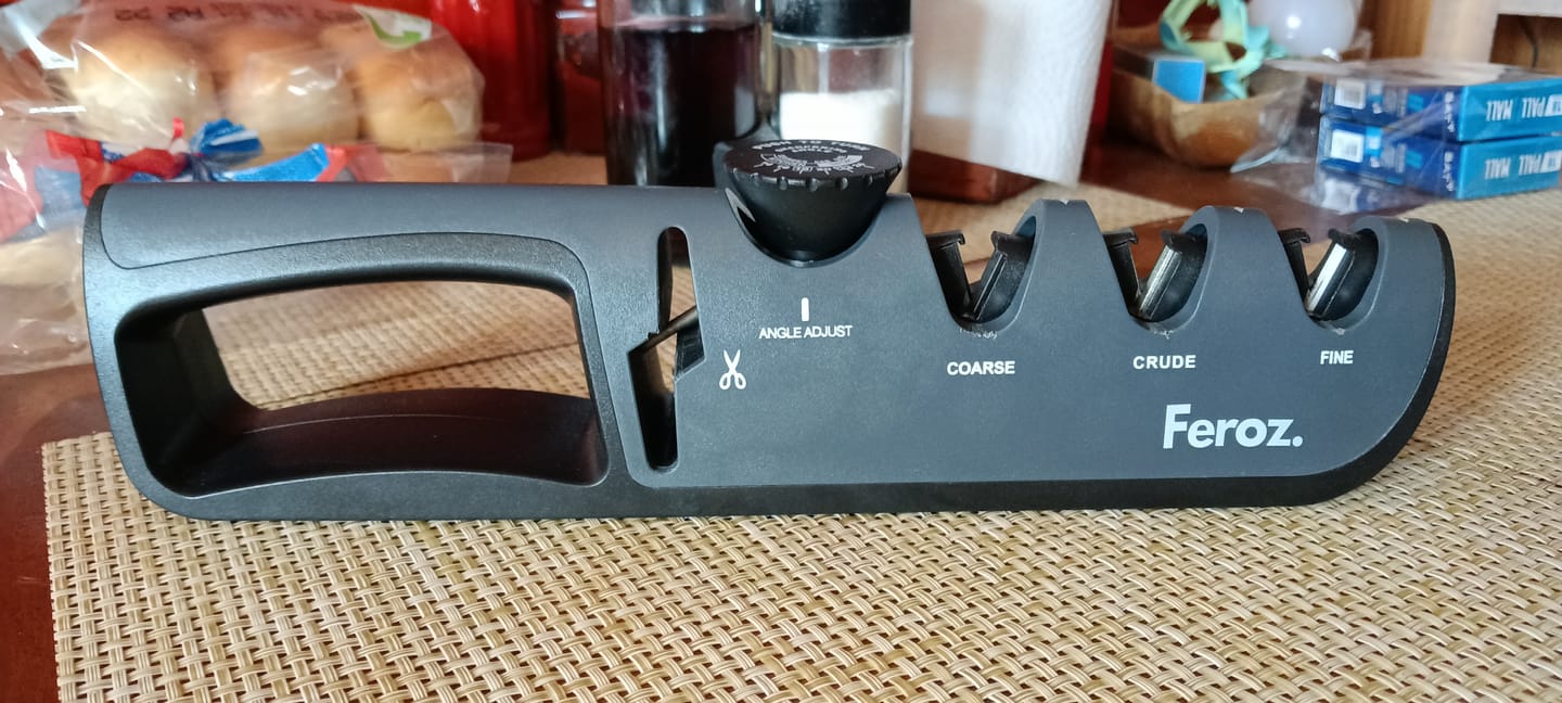 Customer photo review of Afilador Cuchillos Precision+ 4 en 1 Feroz