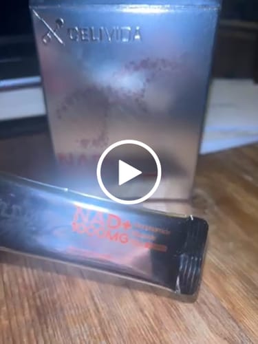 Customer video review of NAD+ Berry Flavor Drink Mix Celivida®