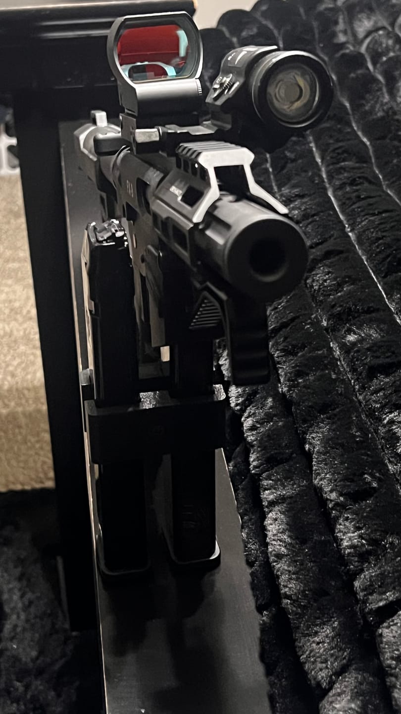 Customer photo review of Glock Mag Coupler (9mm/.40)