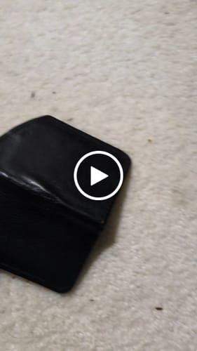 Customer video review of Flathead Contoured Bifold Card Holder