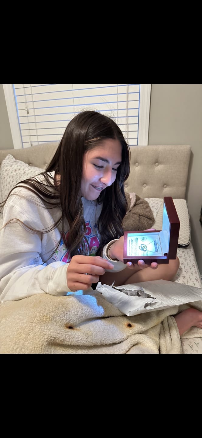 Customer photo review of To My Granddaughter - Forever Linked Hearts - Gift Set - SS117