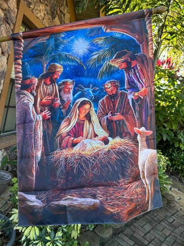 Customer photo review of Christianartworkshop Sacred Atmosphere Nativity Garden Flag: Three Wise Men & Baby Jesus