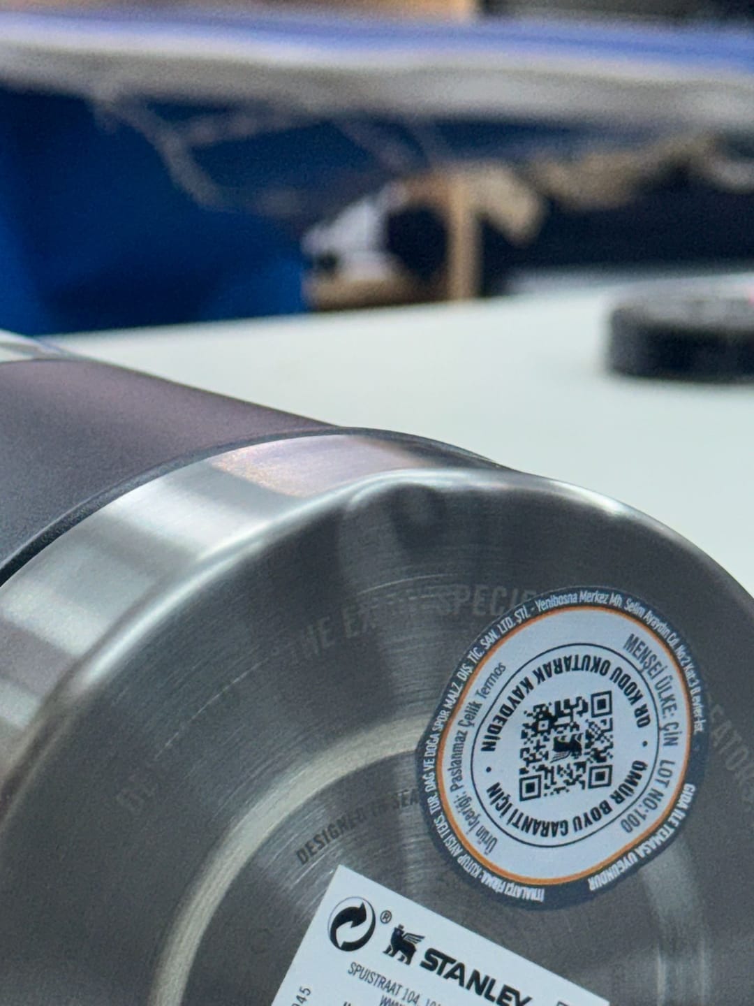 Customer photo review of Stanley Classic Legendary Bottle Siyah 2.3 L