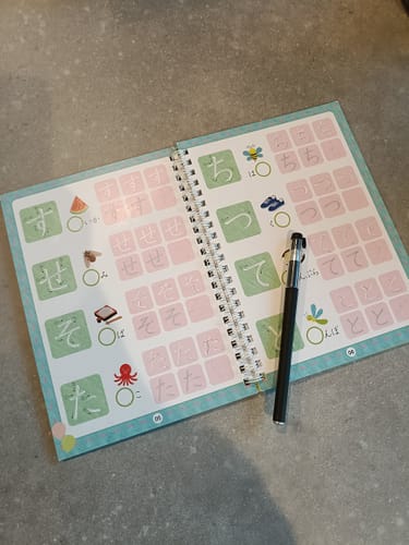 Customer photo review of まほうのドリル専用ペン(替芯5本・矯正グッズ付)