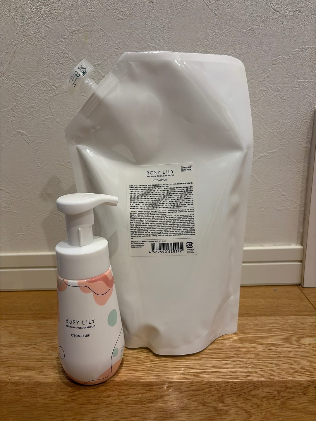 Customer photo review of プレミアムシューズシャンプー 詰め替え用 1L