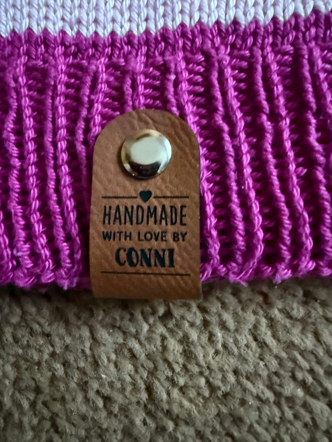 Customer photo review of Kunstleder-Labels mit Chicago Screws - Personalisierte Labels