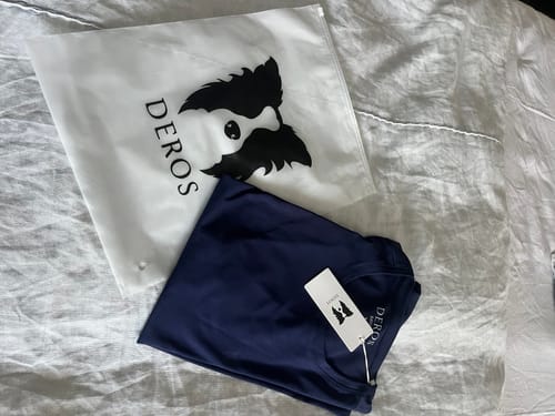 Customer photo review of Polera Azul Marino