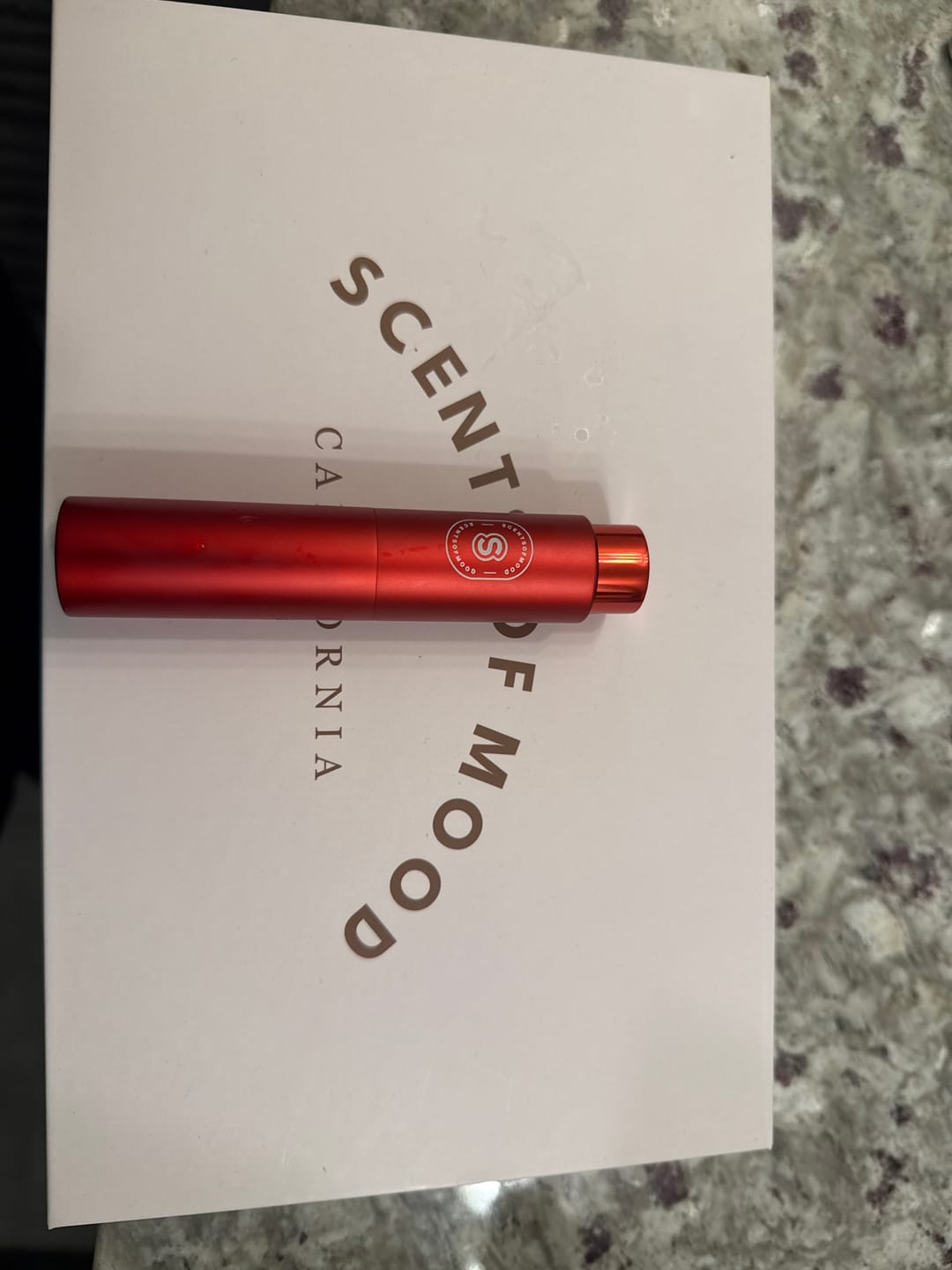 Customer photo review of Guerlain - Tobacco Honey Eau de Parfum