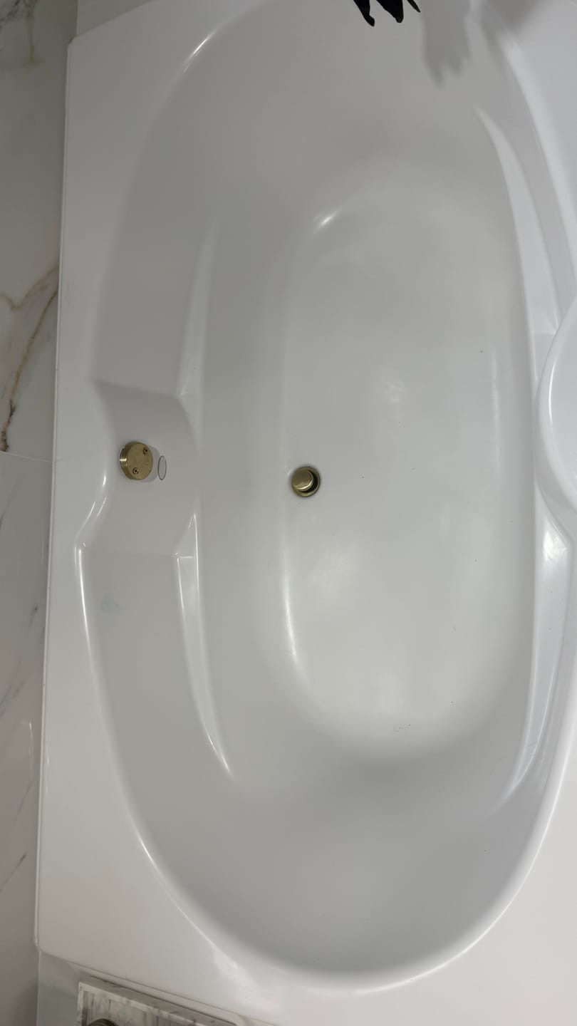 Customer photo review of Floor Crack Repair - Tub and Shower Repair Kit