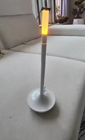 Customer photo review of Skandinavische Kandelaar Lampe | Minimalistische LED
