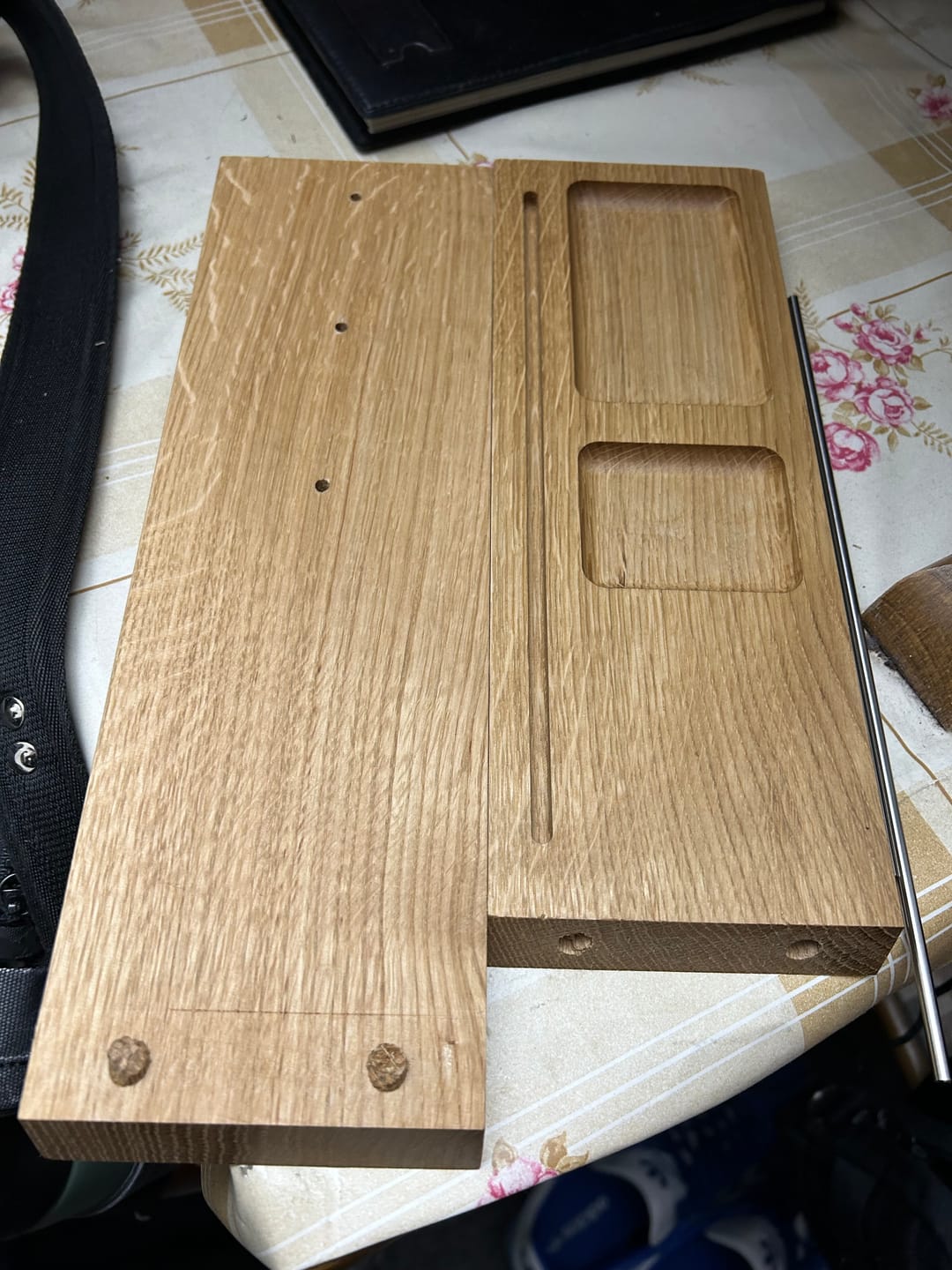 Customer photo review of Handgefertigter Schmuckständer – Ada aus edlem Eichen-Massivholz