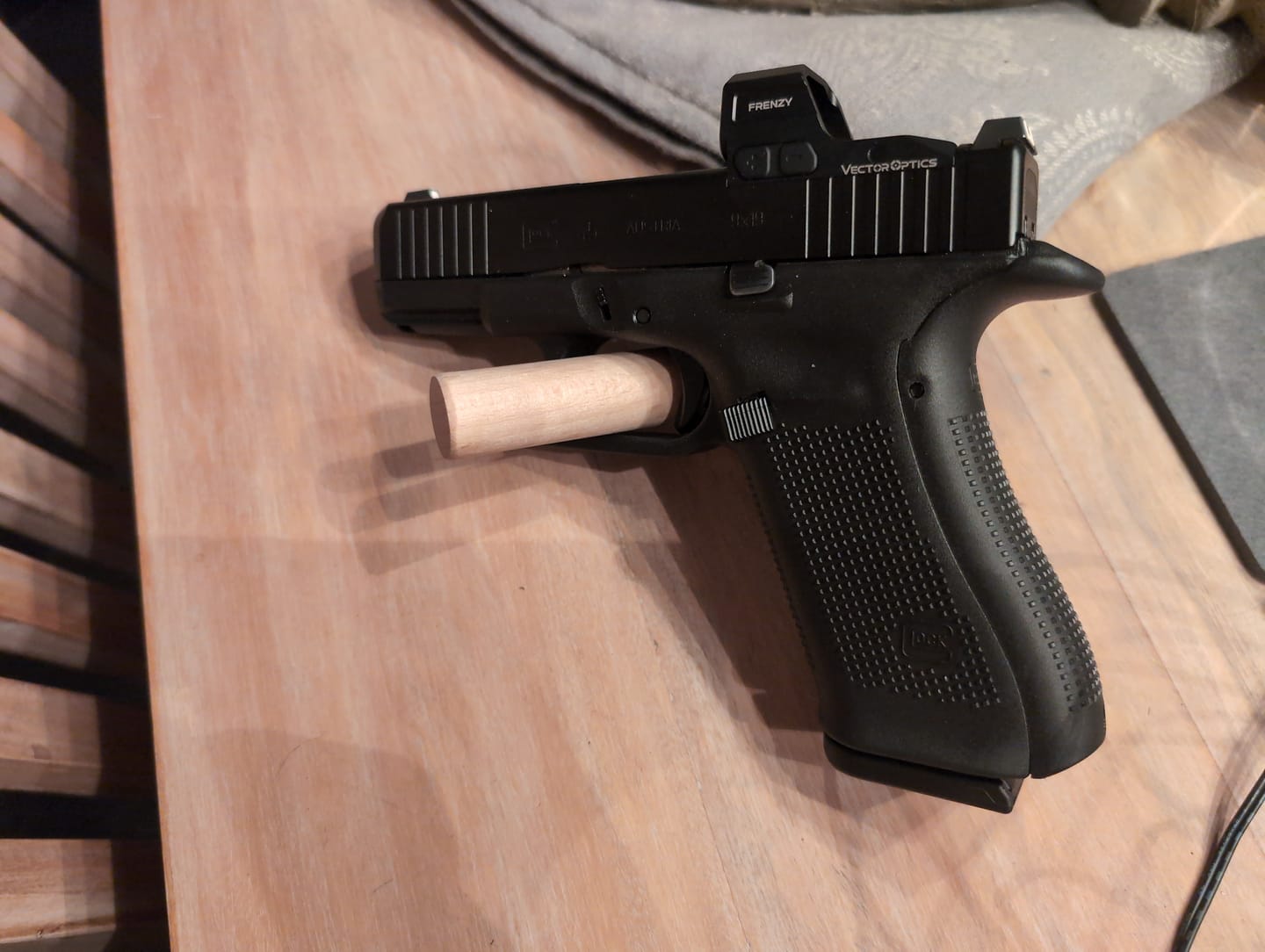 Customer photo review of Vector Optics SCRD-81 Frenzy 1x16x21 GLOCK MOS