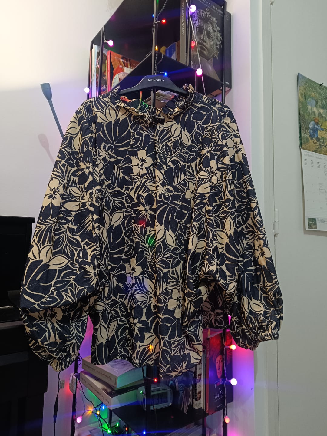 Customer photo review of Blouse Miléna - velours milleraies fleuri marine