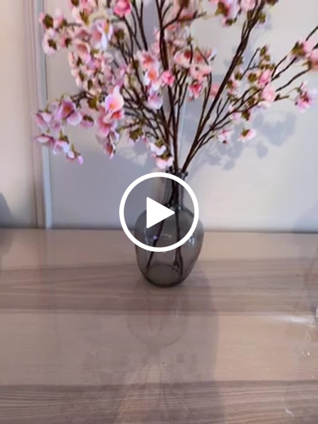 Customer video review of Ballon Vase - Gris