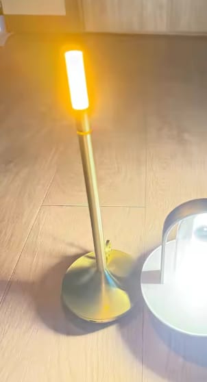 Customer photo review of Skandinavische Kandelaar Lampe | Minimalistische LED