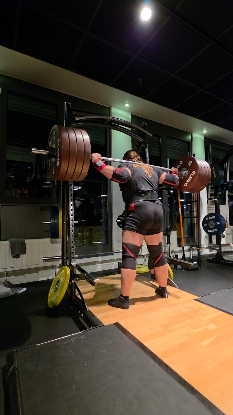 Customer photo review of Riot Deadlift Slippers - IPF Legal