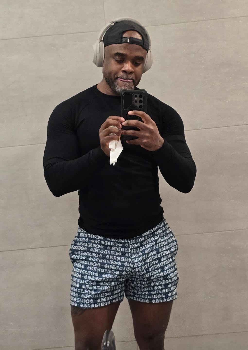 Customer photo review of Mesh Shorts 4" Inseam