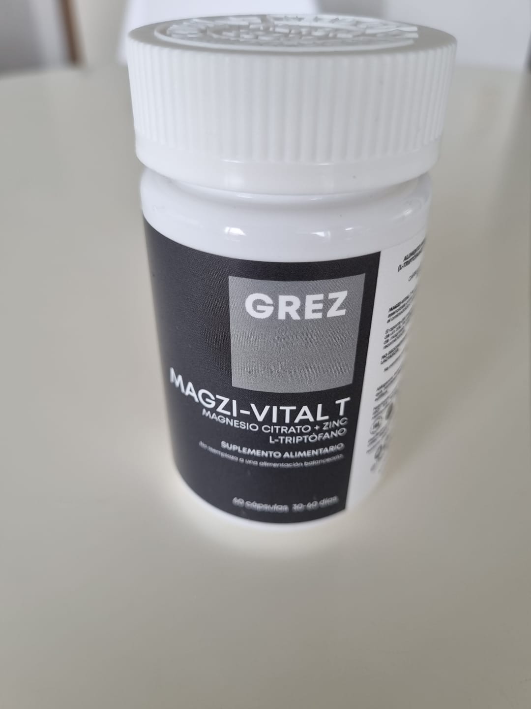 Customer photo review of MAGZI-VITAL T - Magnesio bisglicinato + Zinc + Aminoácido para el Sueño - 60 cápsulas