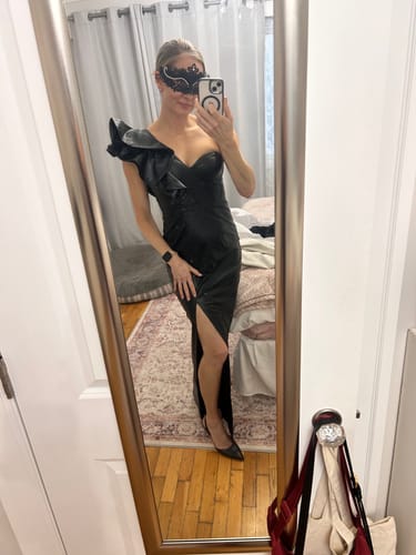 Customer photo review of Rory One Shoulder Gown in Black by Bariano - RENTAL