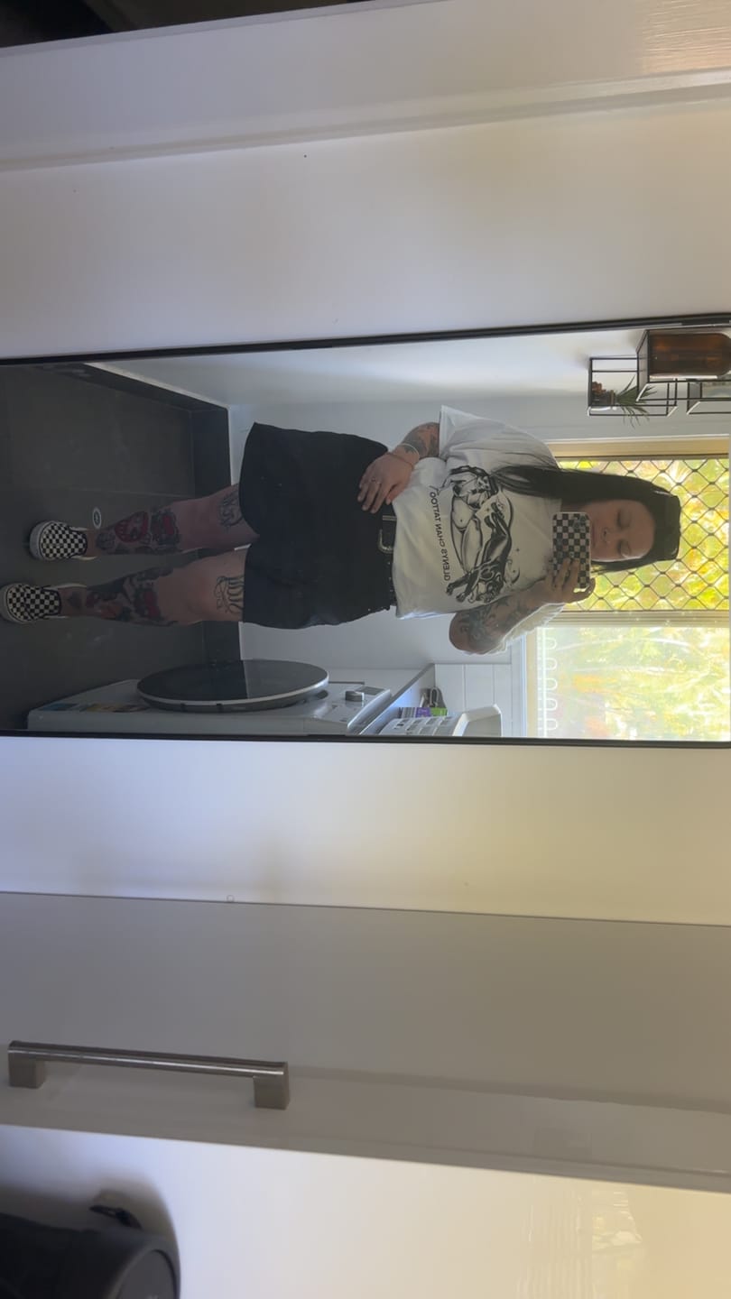 Customer photo review of Tinnie Shorts