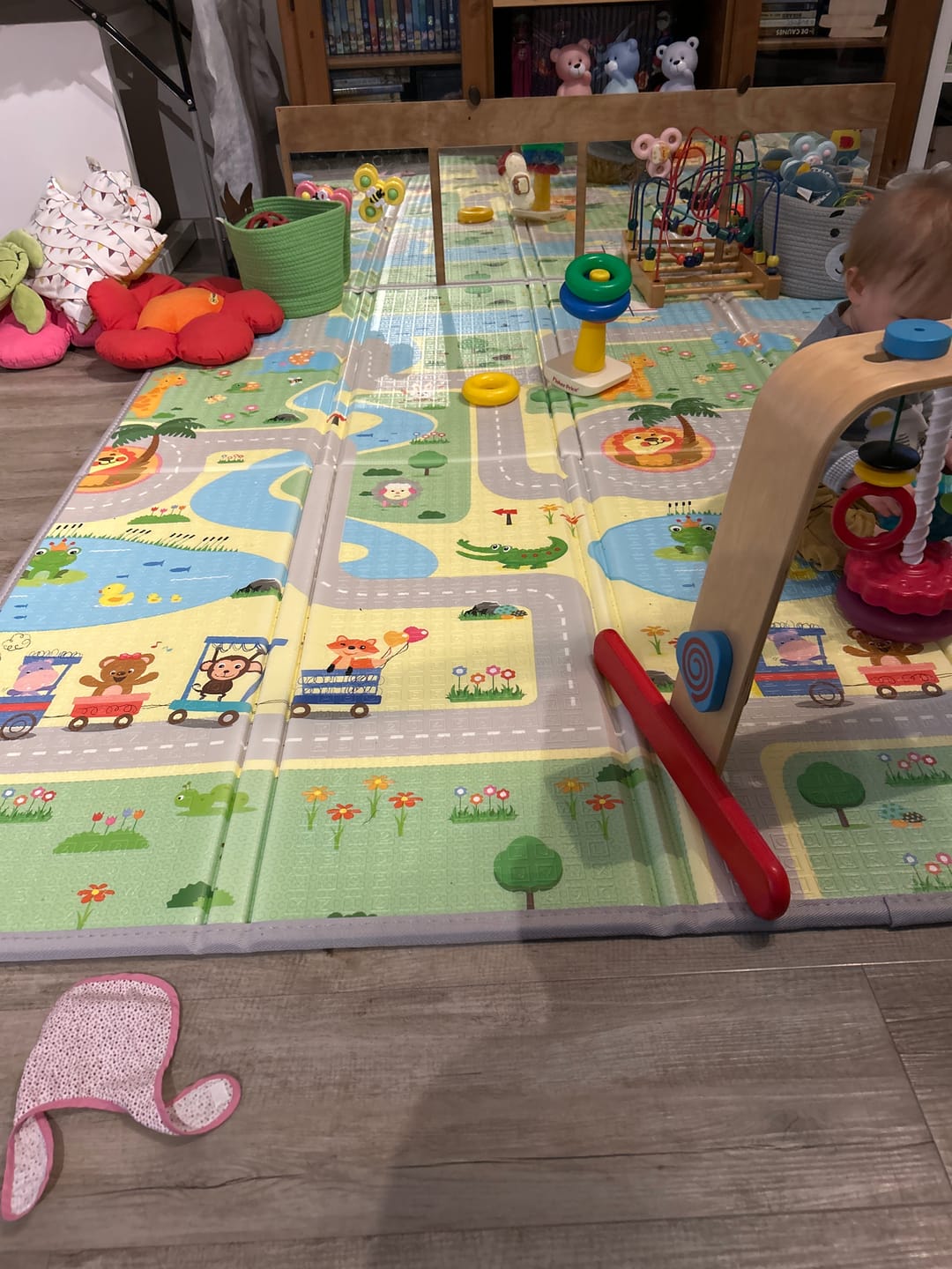 Customer photo review of Tapis Anti-Choc : Créez un grand espace de jeu !