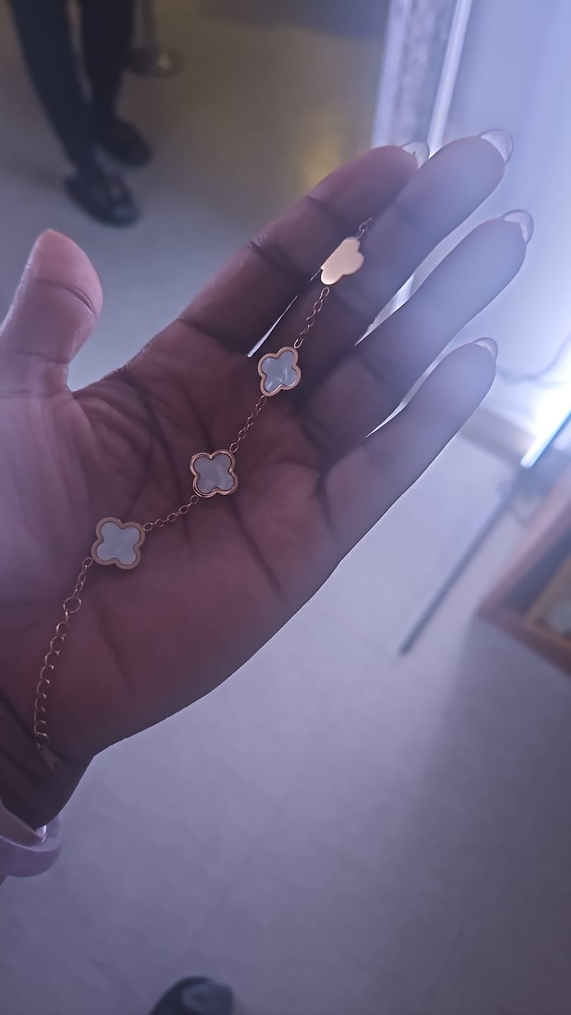 Customer photo review of White Clover Bracelet