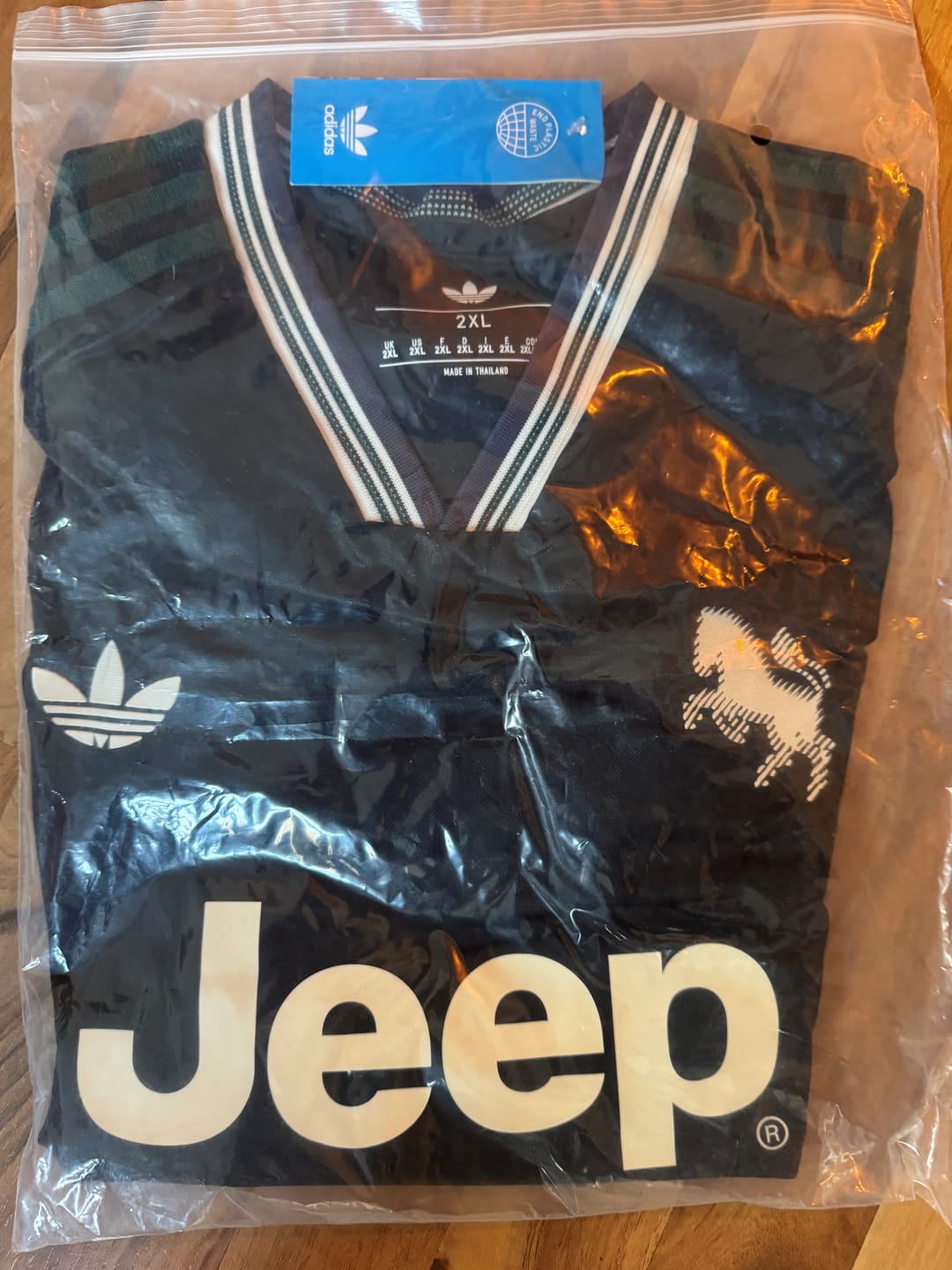 Customer photo review of Kenan Yıldız Juventus 2026 New Season Black Football Jersey Kit