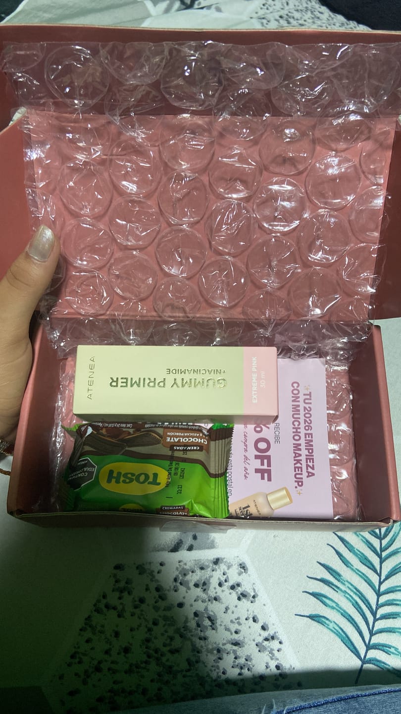 Customer photo review of GUMMY PRIMER CON 4% DE NIACINAMIDA