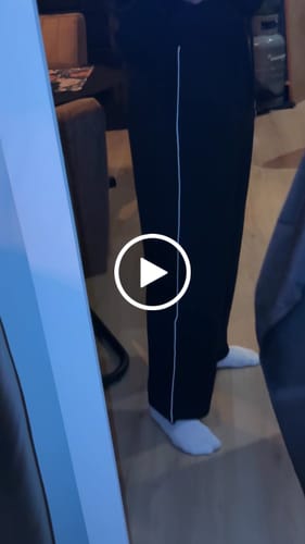 Customer video review of Dedic8 Oversized Joggers V2